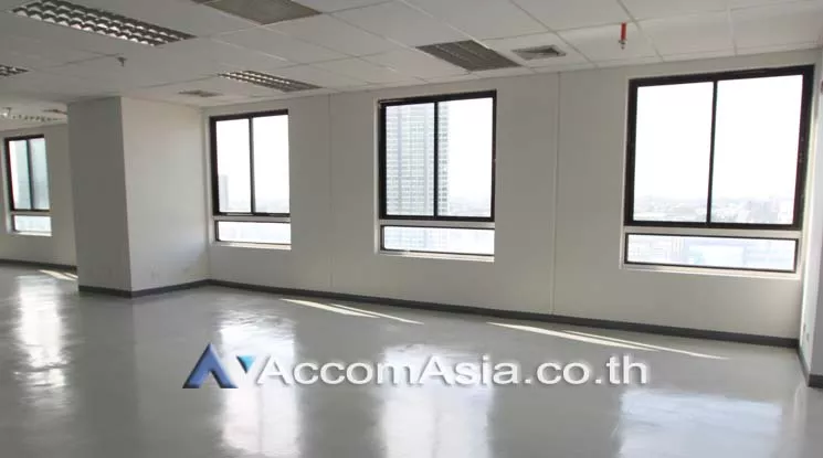 5  Office Space For Rent in Phaholyothin ,Bangkok MRT Phahon Yothin at Elephant Building AA18761